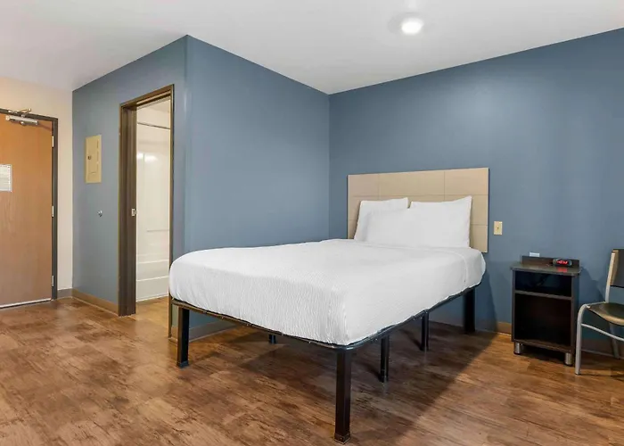 WoodSpring Suites Orlando South