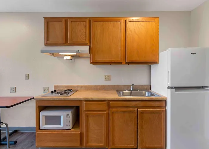 WoodSpring Suites Orlando South